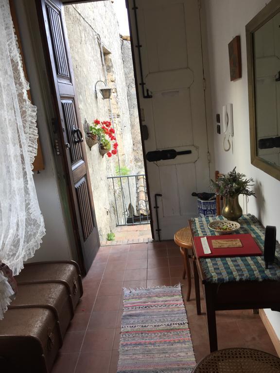 Casa Ferrari Bed and Breakfast Gerace Εξωτερικό φωτογραφία